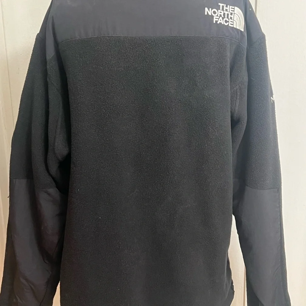 North Face Seven Summits 96 Retro Denali jacket. Size Medium.